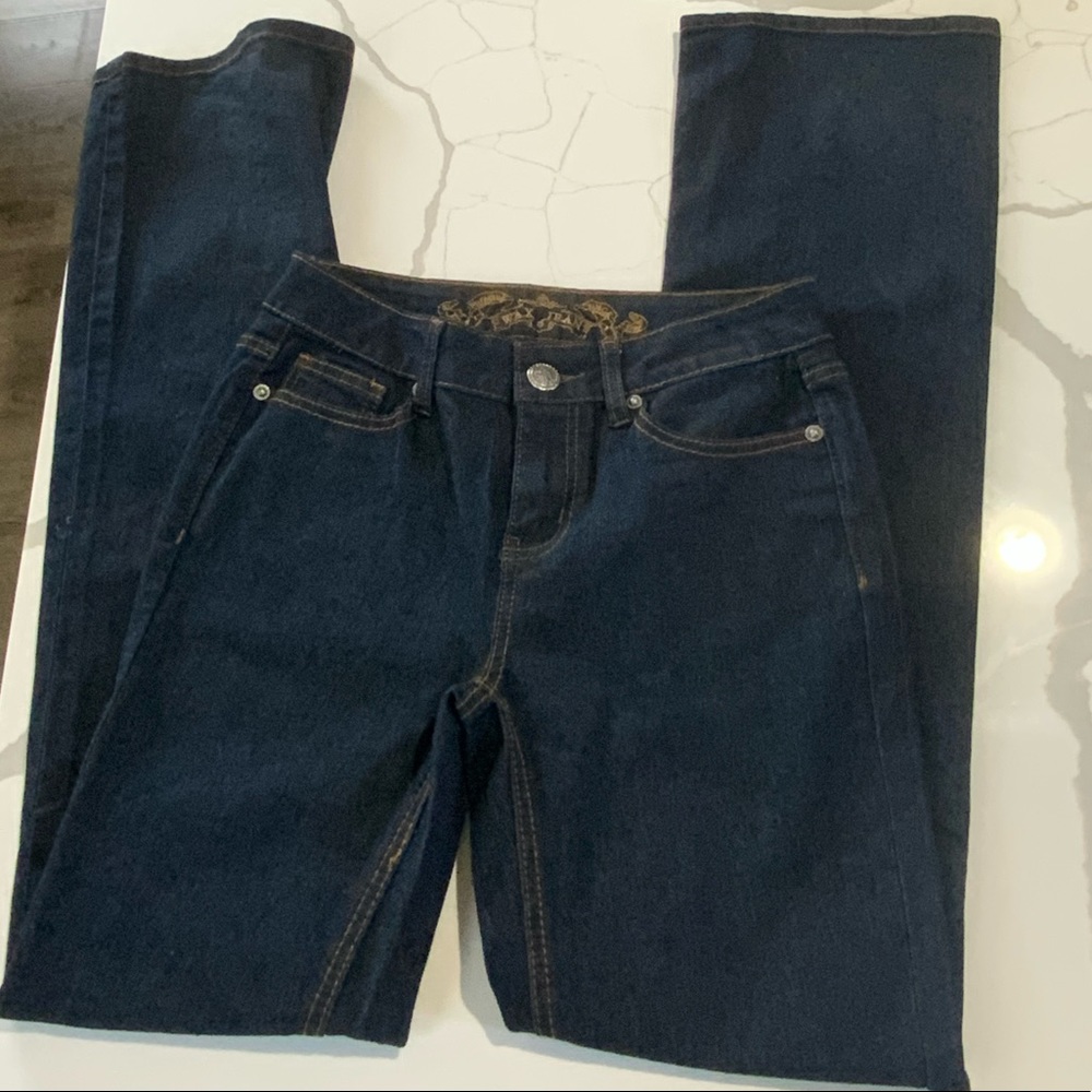 Low rise jeans
